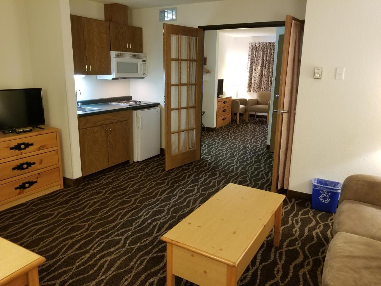 Boarders Inn & Suites By Cobblestone Hotels - Wautoma Dış mekan fotoğraf